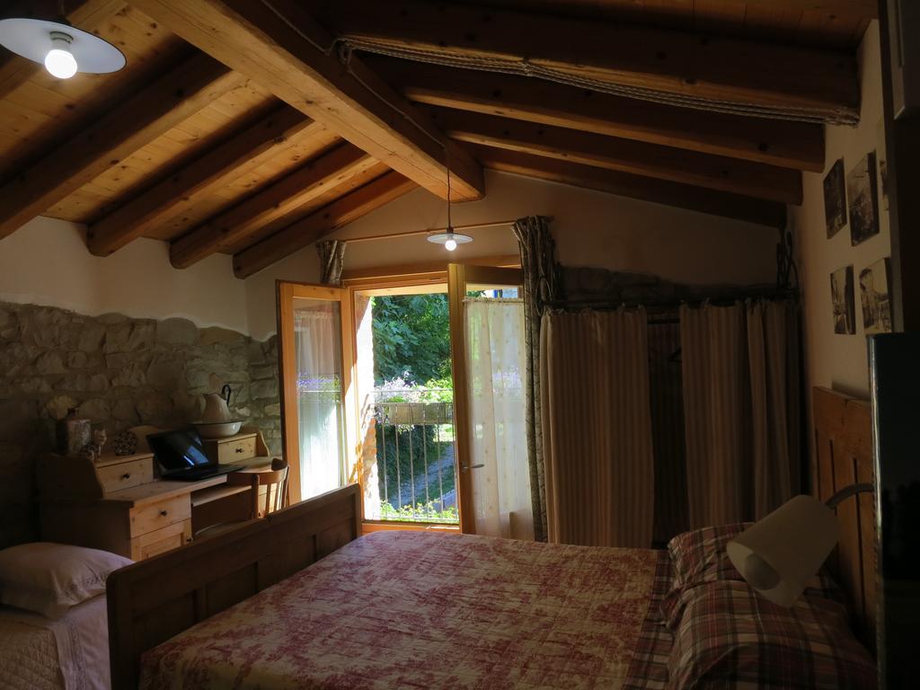 Ca Di Minu Villa Tarzo Bagian luar foto